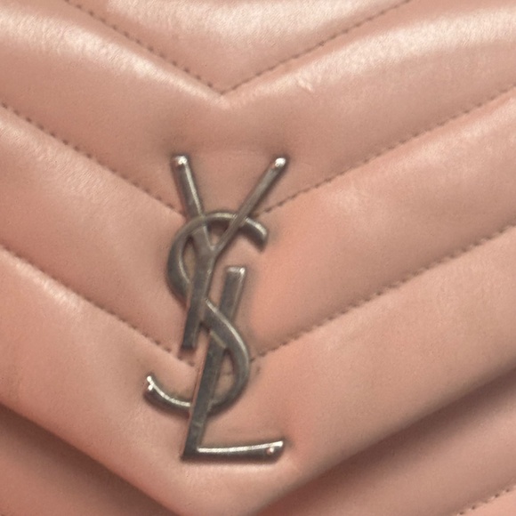 Saint Laurent Loulou Medium Blush Pink Chevron Bag — Dust Bag Included - Picture 2 of 6